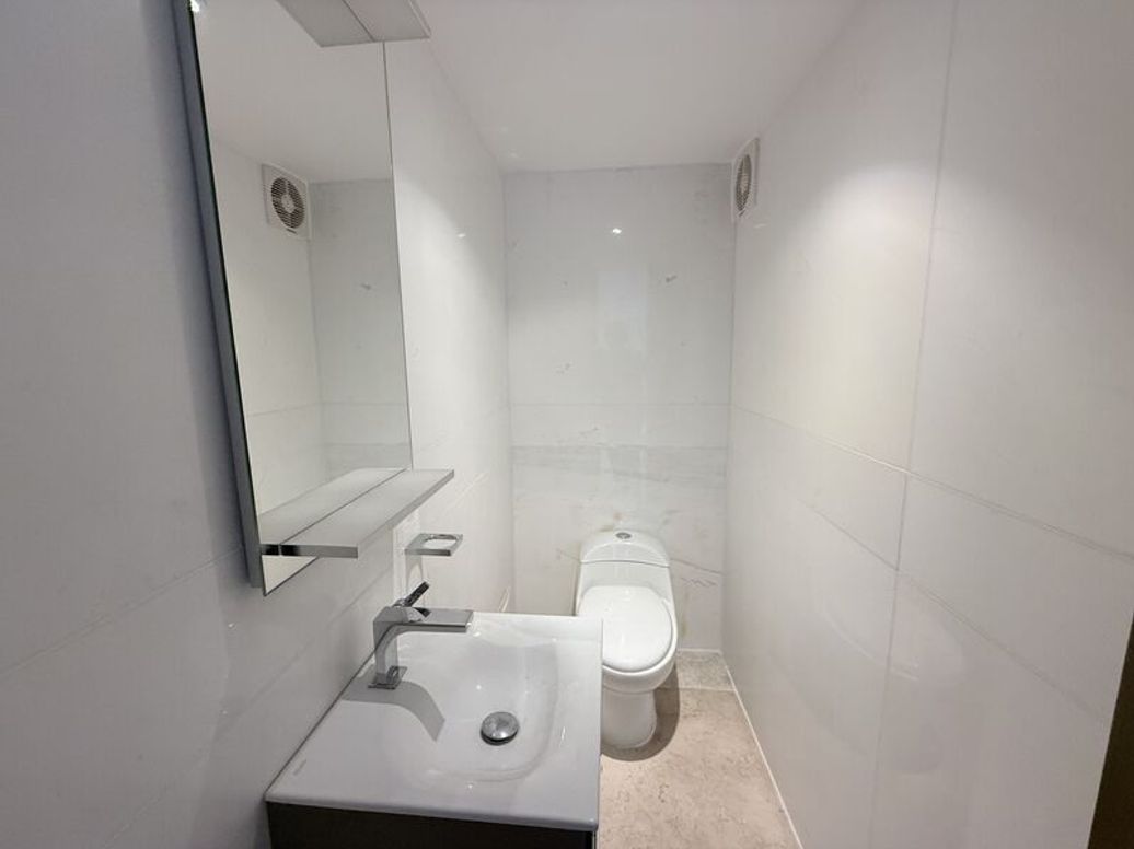 Apartamento de 2 alcobas en venta en El Refugio, Bogotá, 191 m² · foto 11 de 20