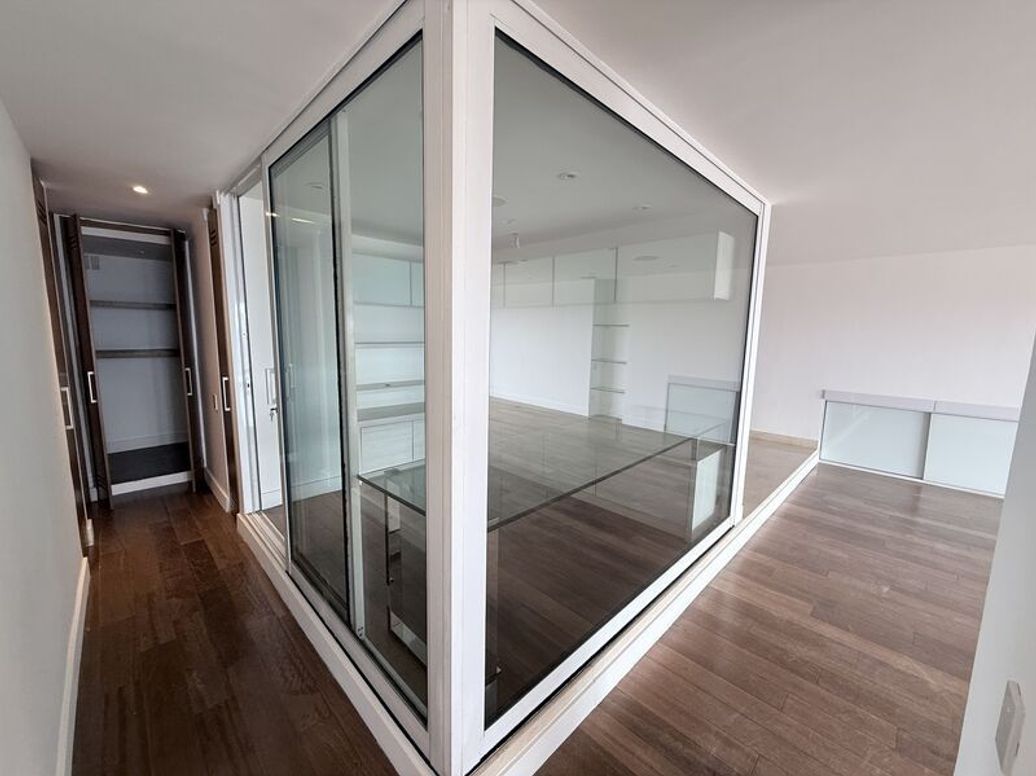Apartamento de 2 alcobas en venta en El Refugio, Bogotá, 191 m² · foto 20 de 20