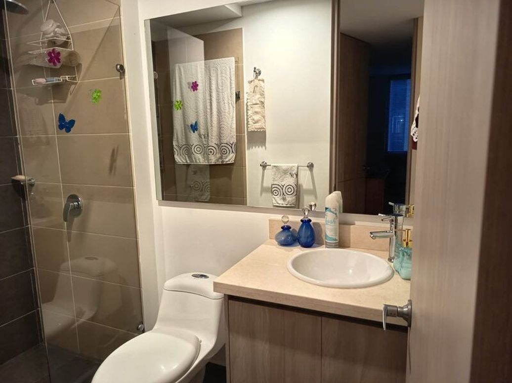 Apartamento de 4 alcobas en venta en El Plan, Bogotá, 102 m² · foto 6 de 20