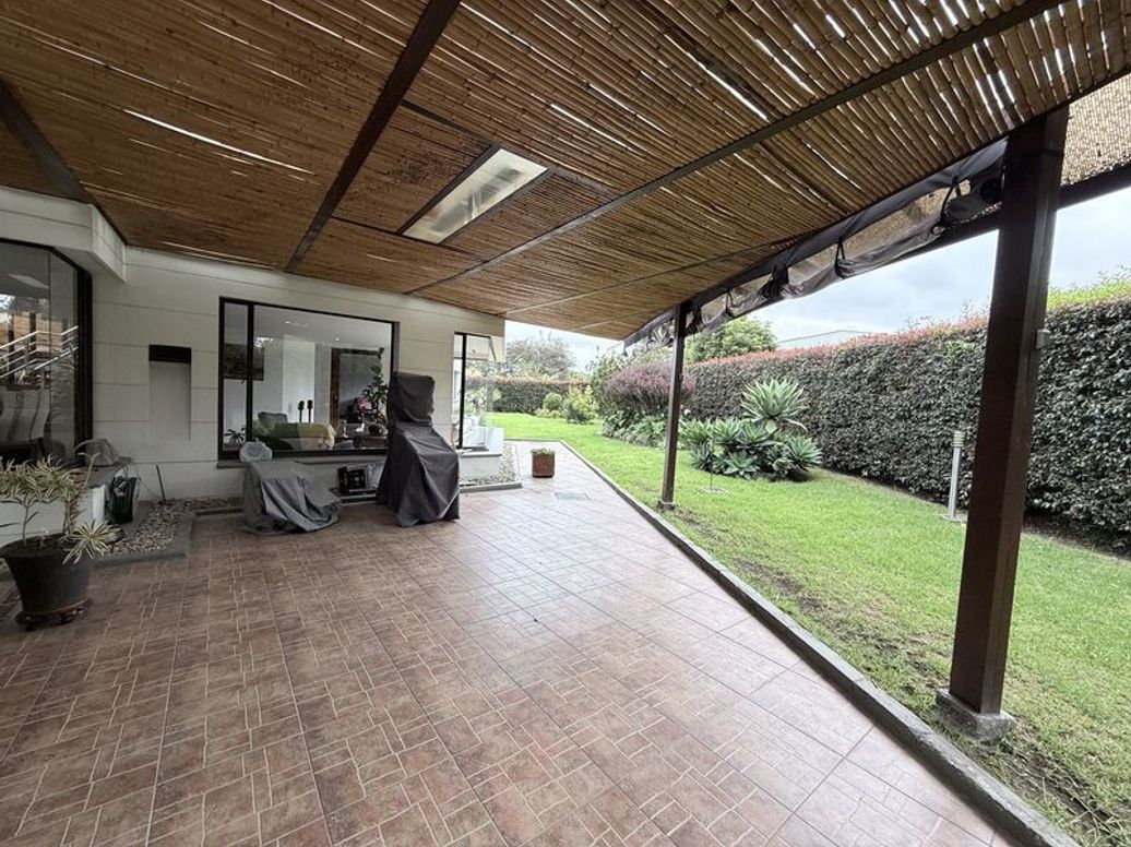 Casa de 4 alcobas en venta en Casa Blanca, Bogotá, 575 m² · foto 11 de 20