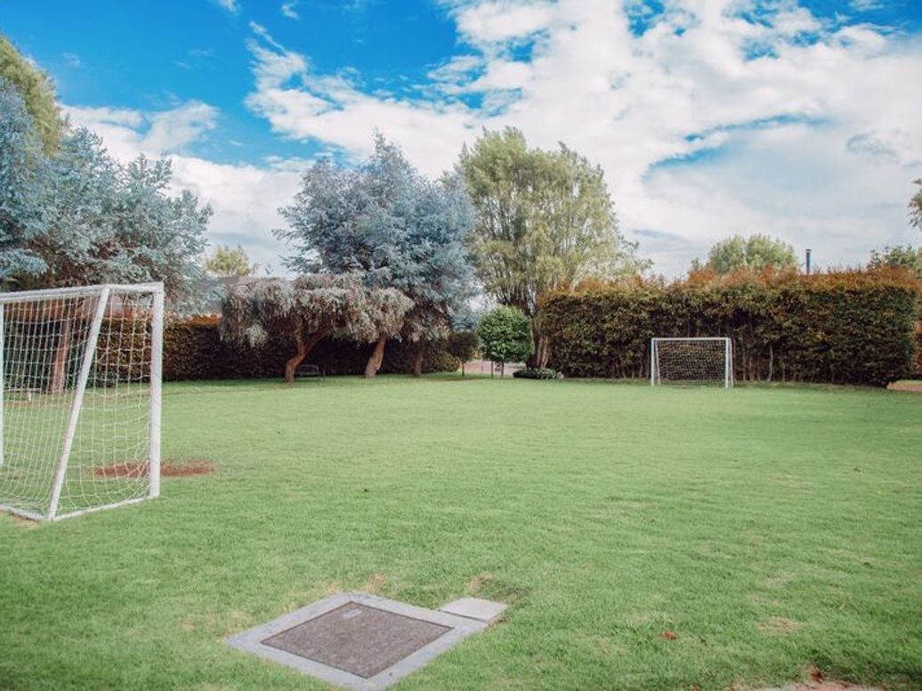 Casa de 4 alcobas en venta en San José De Bavaria, Bogotá, 323 m² · foto 11 de 20