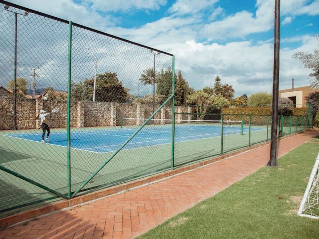 Casa de 4 alcobas en venta en San José De Bavaria, Bogotá, 323 m² · foto 4 de 20
