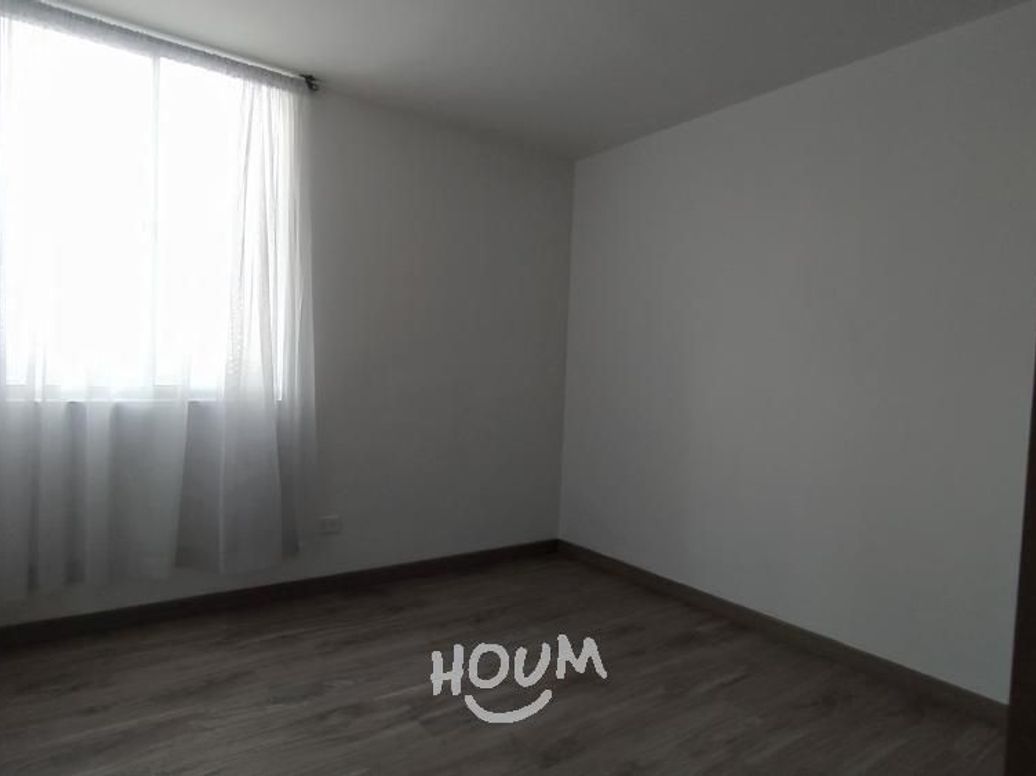 Apartamento de 2 alcobas en venta en El Tintal, Bogotá, 52 m² · foto 2 de 15