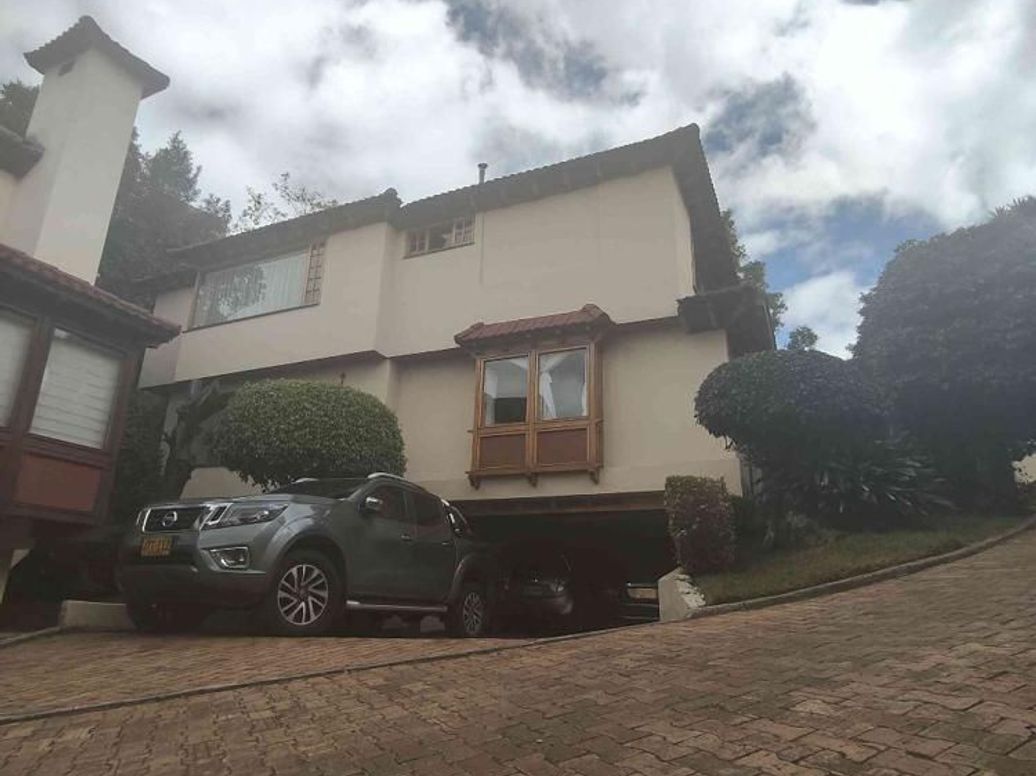 Casa de 4 alcobas en venta en Niza Suba, Bogotá, 320 m² · foto 2 de 20
