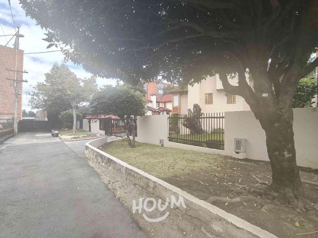 Casa de 4 alcobas en venta en Niza Suba, Bogotá, 320 m² · foto 3 de 20