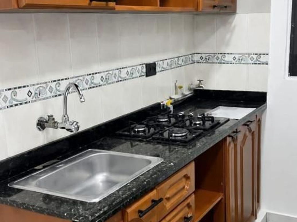 Apartamento de 2 alcobas en venta en Tibabuyes, Bogotá, 40 m² · foto 6 de 9