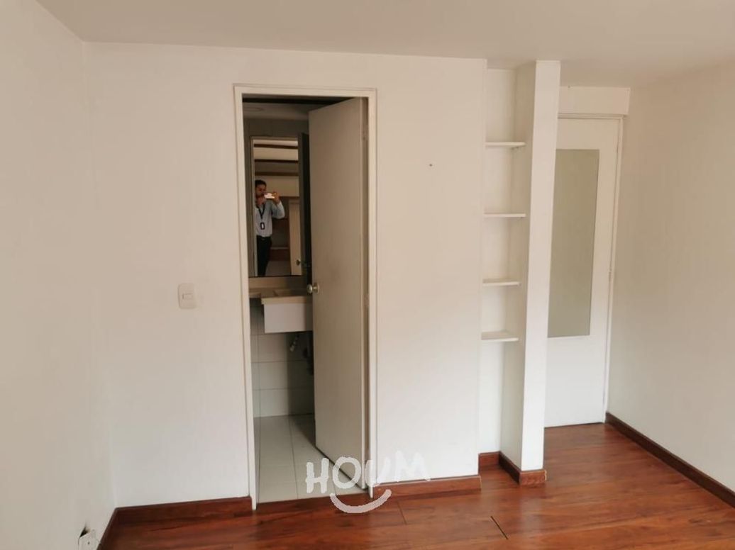 Apartamento de 2 alcobas en venta en Mirandela, Bogotá, 60 m² · foto 3 de 16