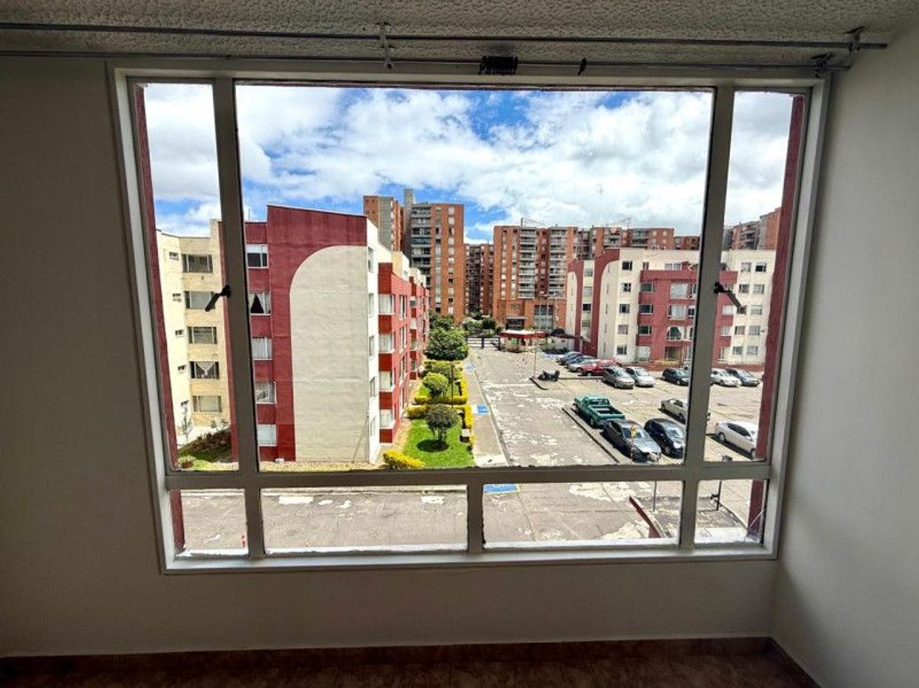 Apartamento de 3 alcobas en arriendo en El Moral, Bogotá, 70 m² · foto 2 de 20