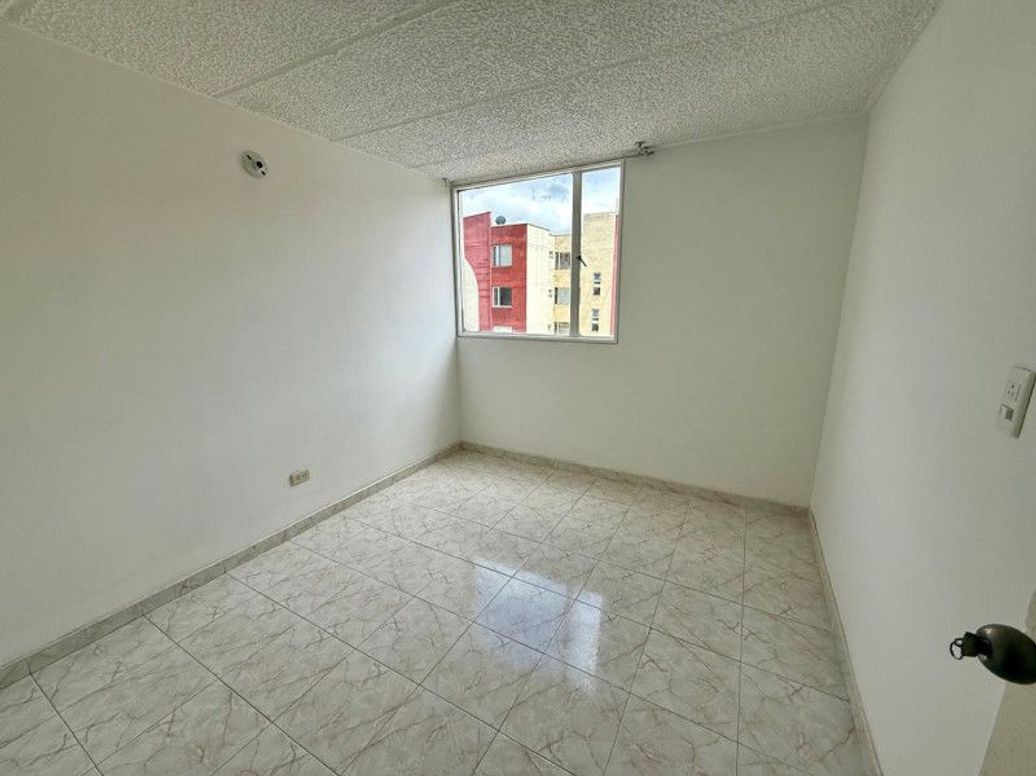 Apartamento de 3 alcobas en arriendo en El Moral, Bogotá, 70 m² · foto 12 de 20