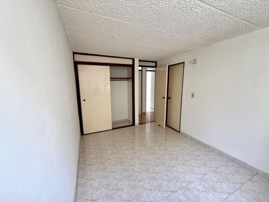 Apartamento de 3 alcobas en arriendo en El Moral, Bogotá, 70 m² · foto 13 de 20