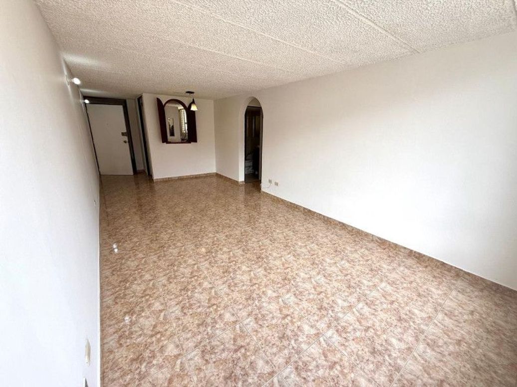 Apartamento de 3 alcobas en arriendo en El Moral, Bogotá, 70 m² · foto 3 de 20