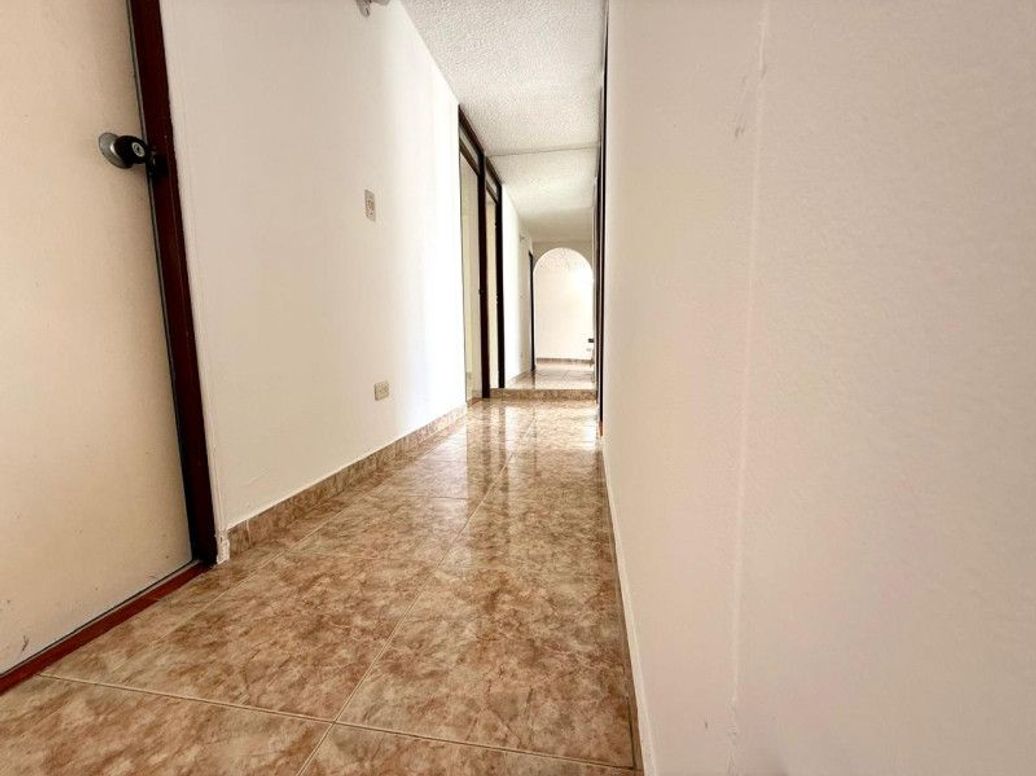 Apartamento de 3 alcobas en arriendo en El Moral, Bogotá, 70 m² · foto 4 de 20