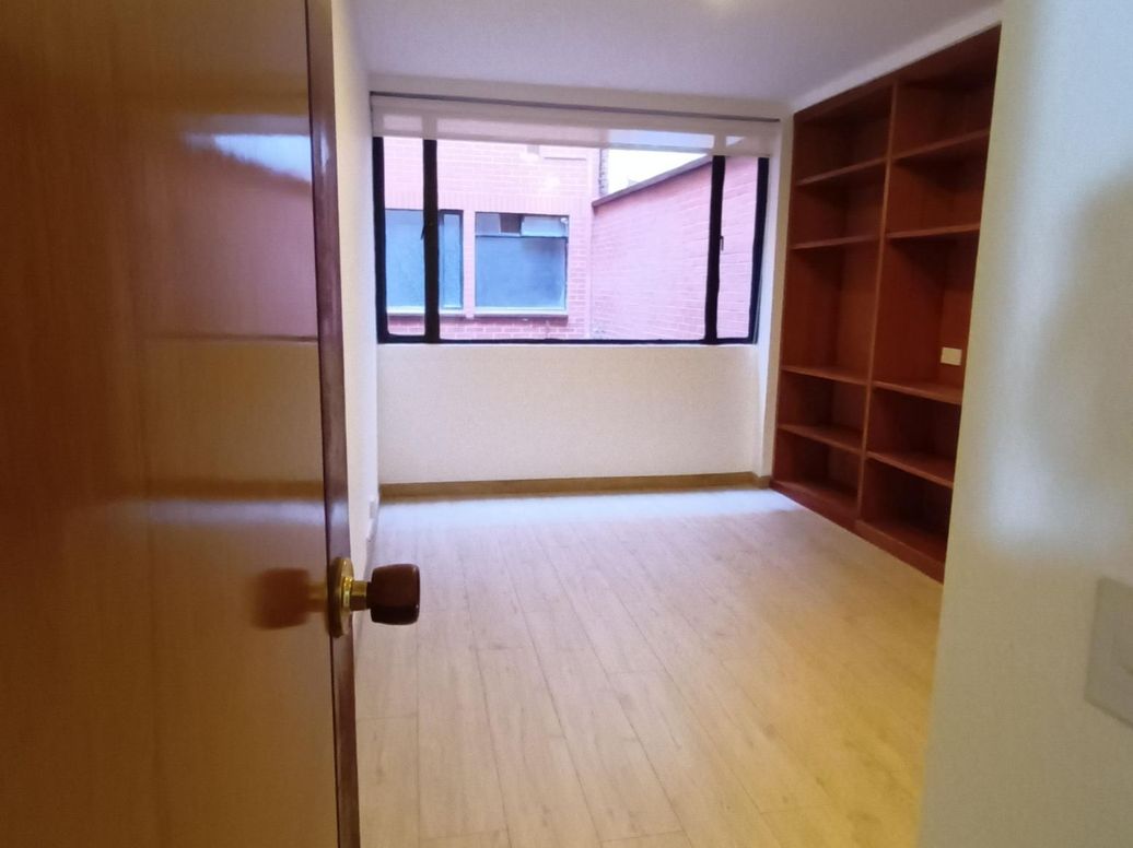 Apartamento de 2 alcobas en venta en Bellavista, Bogotá, 115 m² · foto 7 de 16