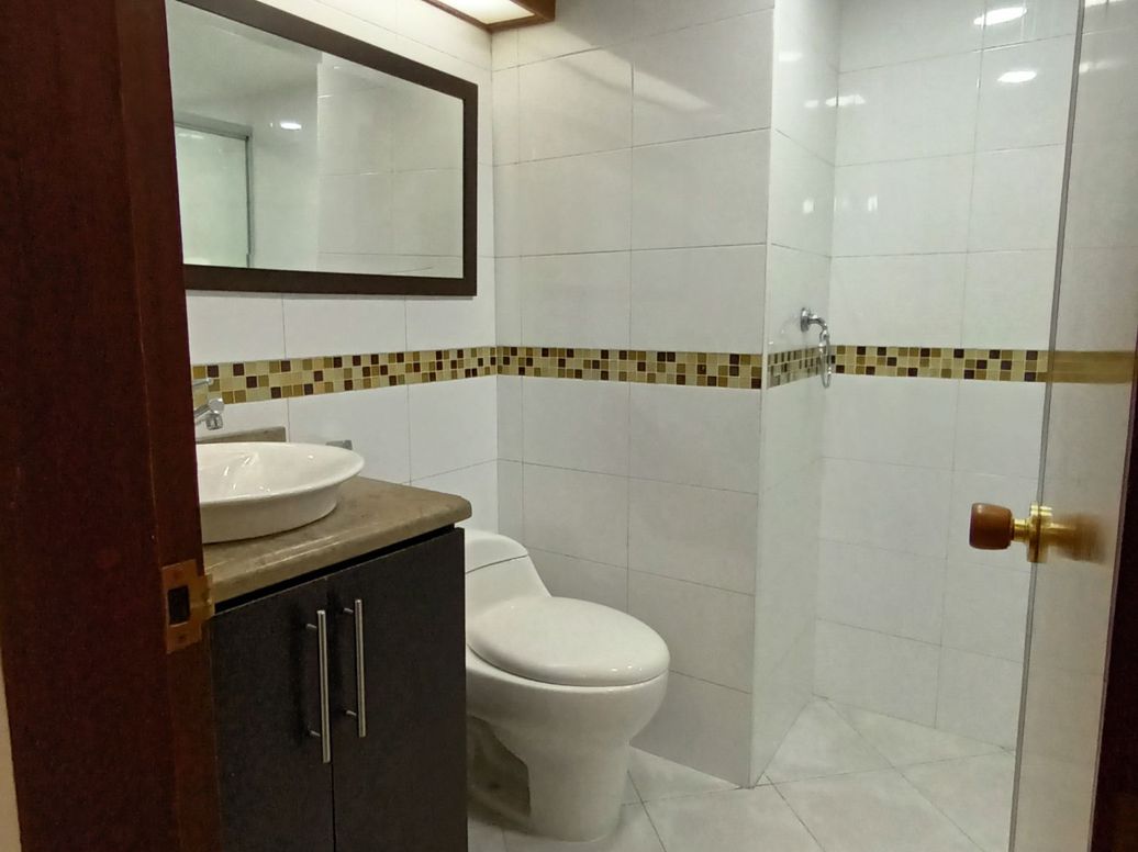 Apartamento de 2 alcobas en venta en Bellavista, Bogotá, 115 m² · foto 13 de 16