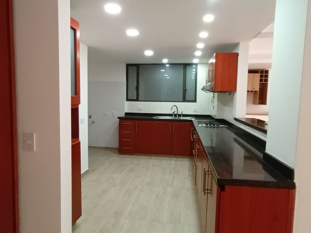Apartamento de 2 alcobas en venta en Bellavista, Bogotá, 115 m² · foto 8 de 16
