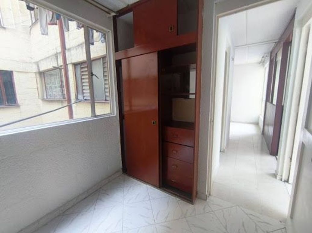 Apartamento de 2 alcobas en venta en Los Cristales, Bogotá, 40 m² · foto 9 de 10