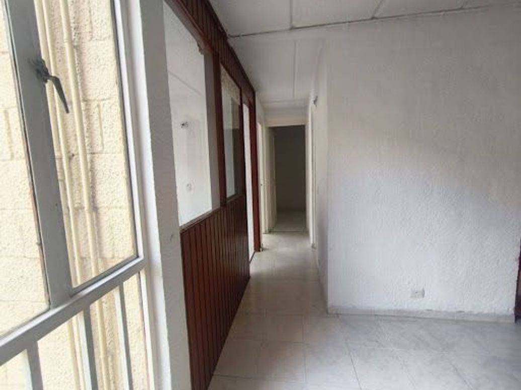 Apartamento de 2 alcobas en venta en Los Cristales, Bogotá, 40 m² · foto 4 de 10