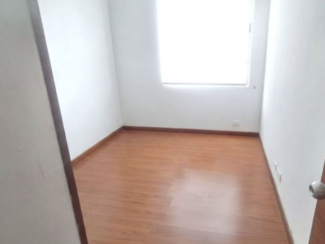 Apartamento de 3 alcobas en venta en La Felicidad, Bogotá, 82 m² · foto 5 de 10