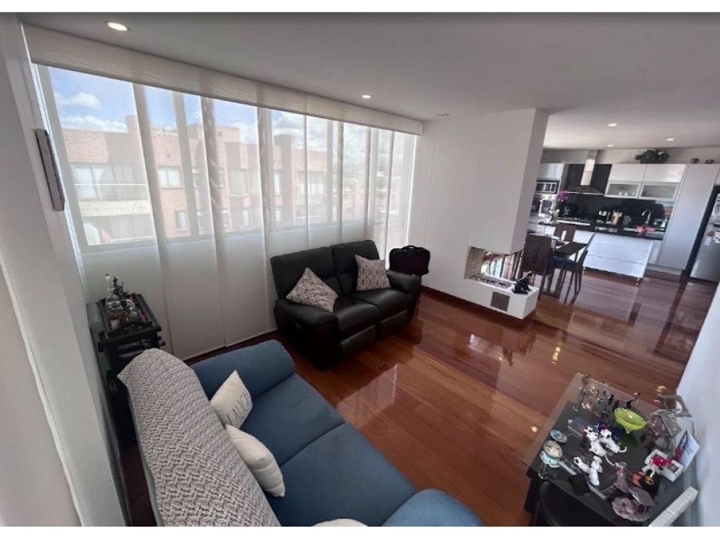 Apartamento de 3 alcobas en venta en Santa Barbara, Bogotá, 131 m² · foto 8 de 20