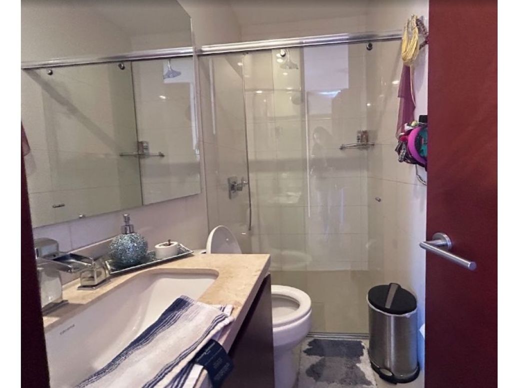 Apartamento de 3 alcobas en venta en Santa Barbara, Bogotá, 131 m² · foto 13 de 20
