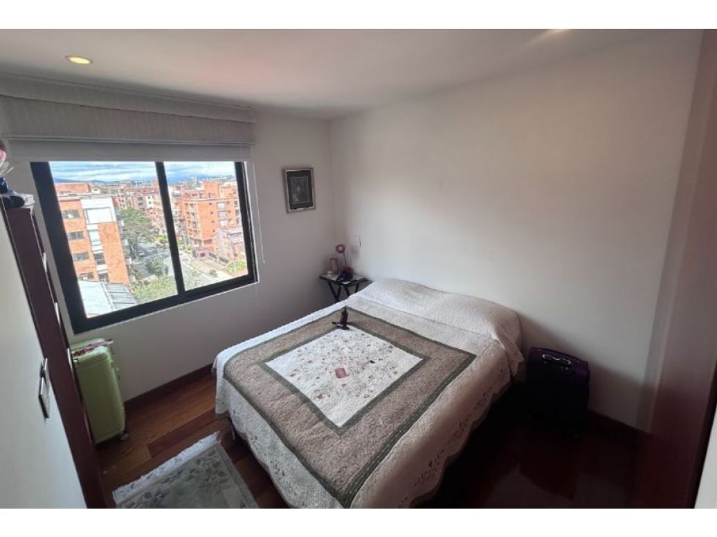 Apartamento de 3 alcobas en venta en Santa Barbara, Bogotá, 131 m² · foto 11 de 20