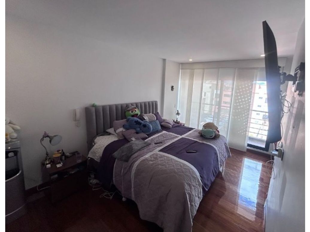 Apartamento de 3 alcobas en venta en Santa Barbara, Bogotá, 131 m² · foto 14 de 20