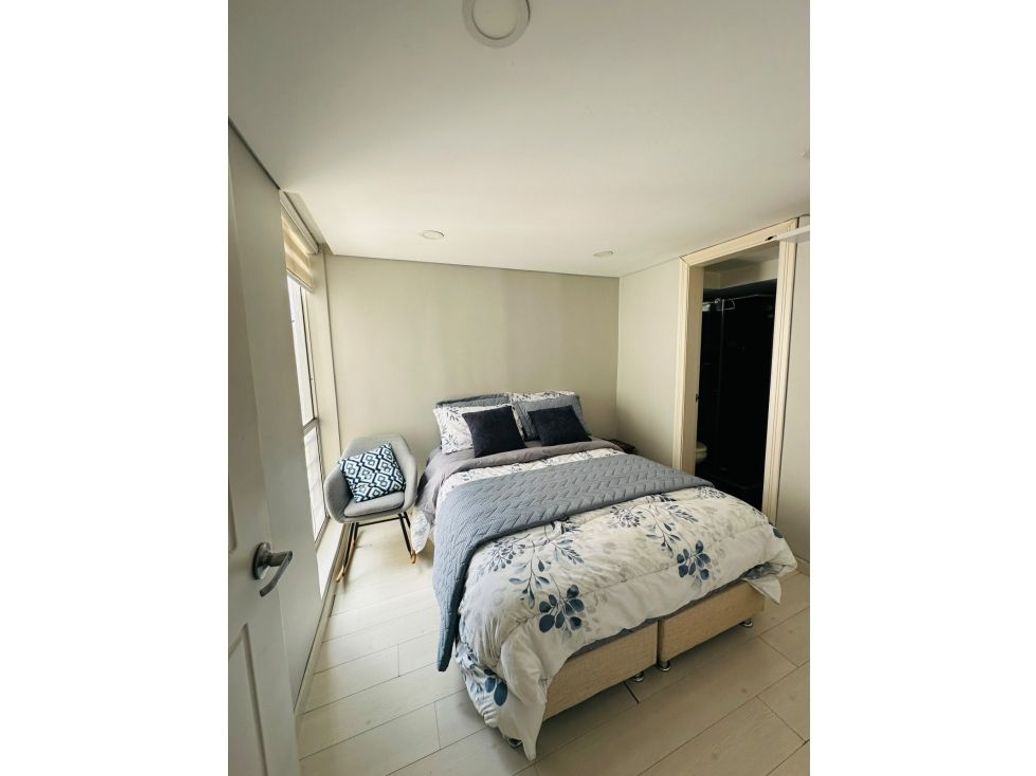 Apartamento de 3 alcobas en venta en Madelena, Bogotá, 56 m² · foto 2 de 17