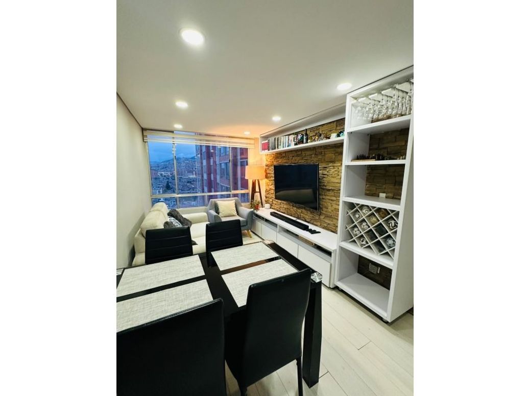 Apartamento de 3 alcobas en venta en Madelena, Bogotá, 56 m² · foto 12 de 17