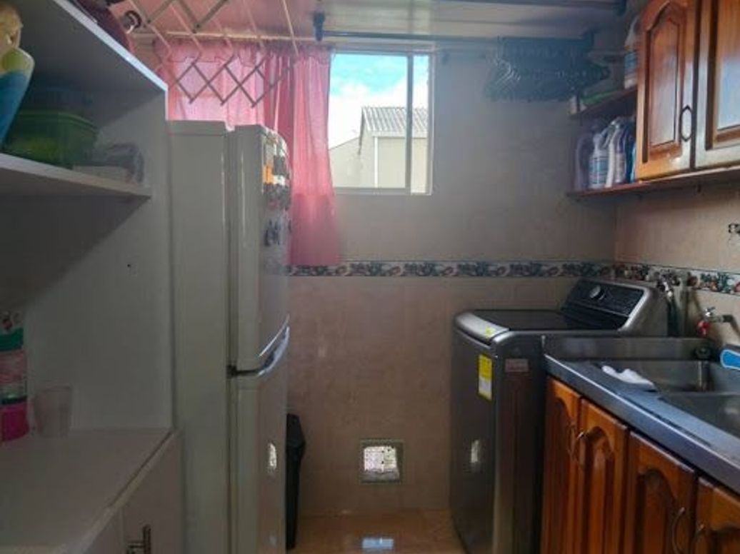 Apartamento de 3 alcobas en venta en San Antonio Norte, Bogotá, 62 m² · foto 17 de 20