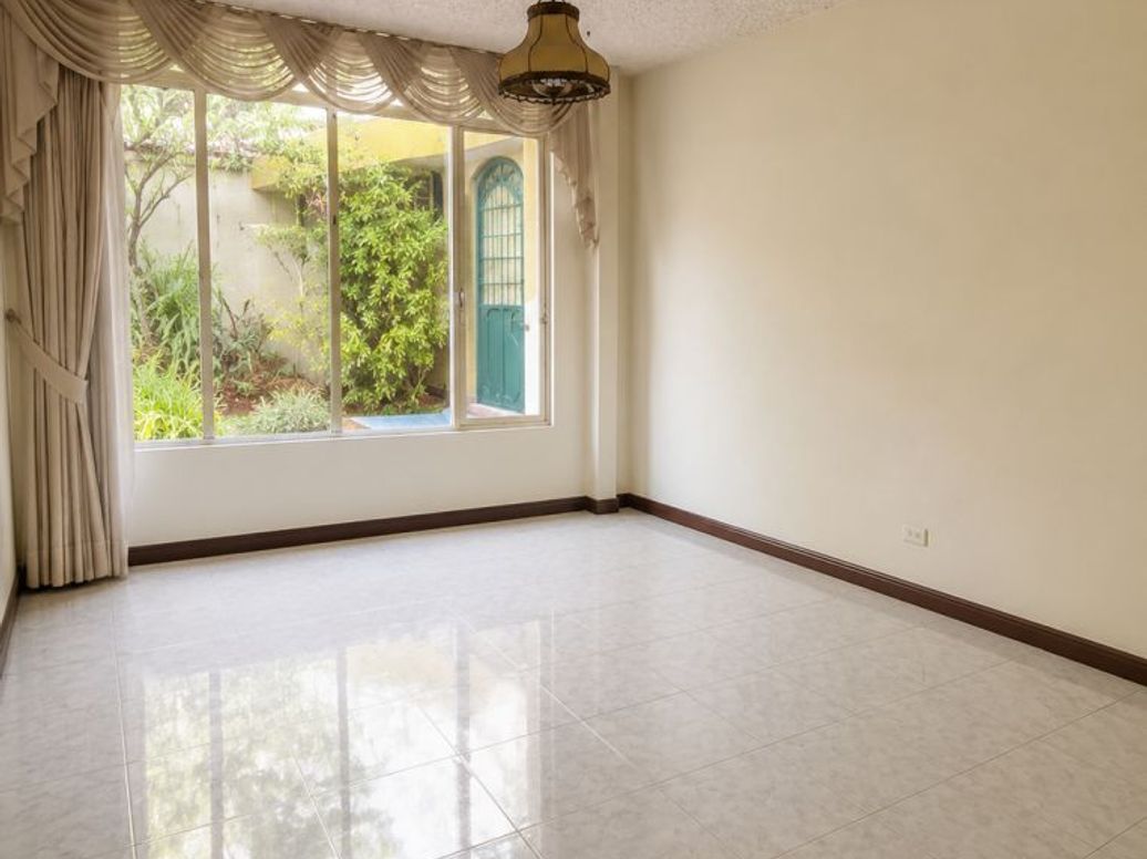 Casa en venta en Mónaco, Bogotá · foto 2 de 11