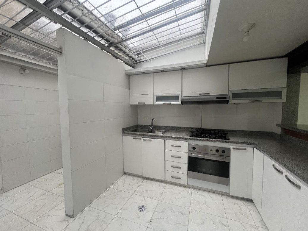 Casa de 5 alcobas en venta en Nueva Zelandia, Bogotá, 178 m² · foto 11 de 20