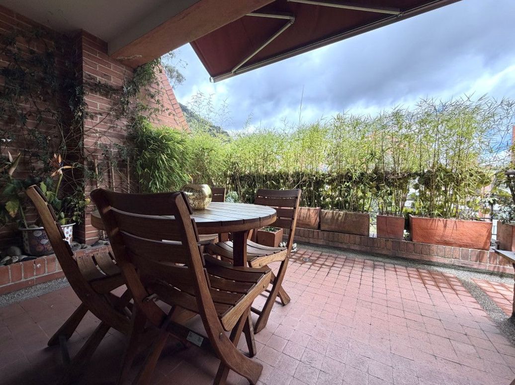 Apartamento de 3 alcobas en venta en Bellavista, Bogotá, 306 m² · foto 7 de 20