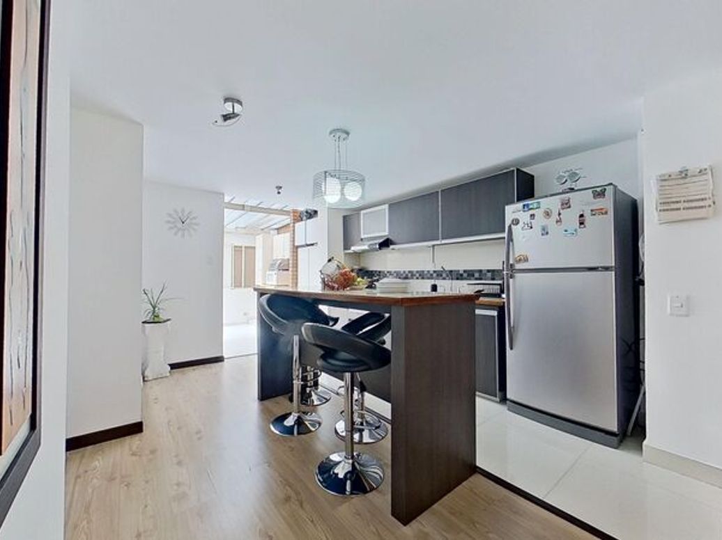 Apartamento de 3 alcobas en venta en Santa Rosa, Bogotá, 129 m² · foto 7 de 20