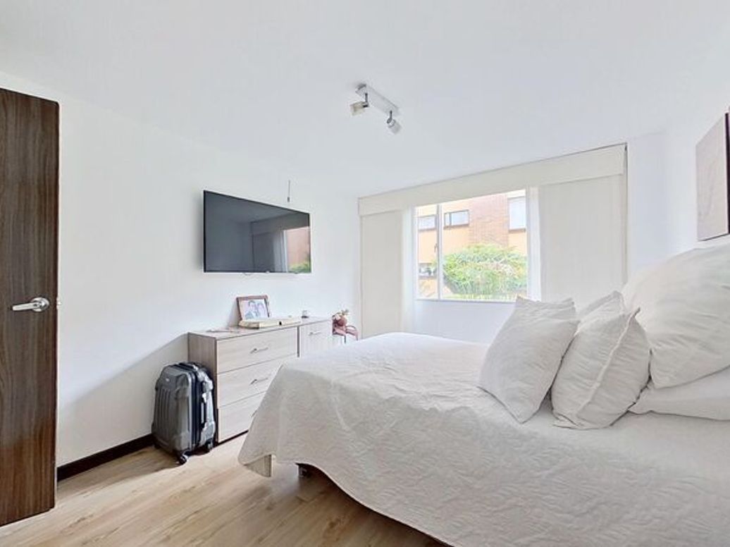 Apartamento de 3 alcobas en venta en Santa Rosa, Bogotá, 129 m² · foto 17 de 20