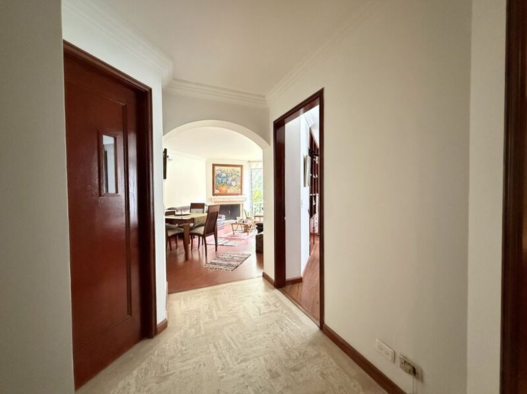 Apartamento de 1 alcoba en venta en Bellavista, Bogotá, 60 m² · foto 2 de 19