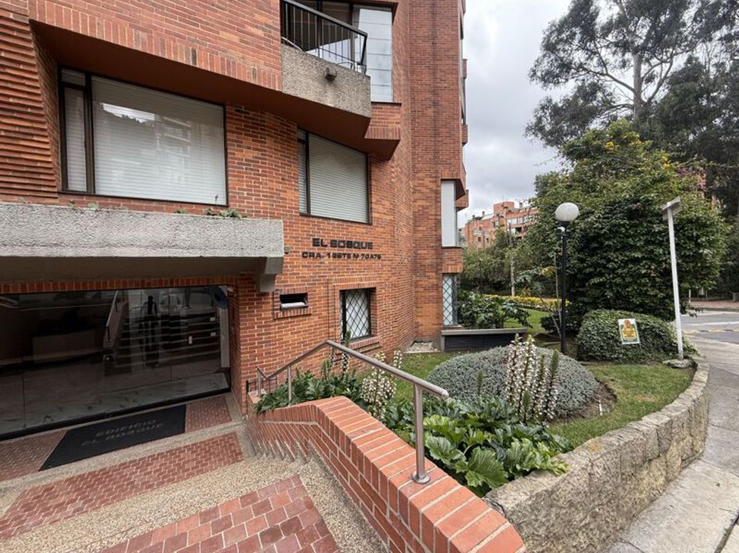 Apartamento de 1 alcoba en venta en Bellavista, Bogotá, 60 m² · foto 18 de 19