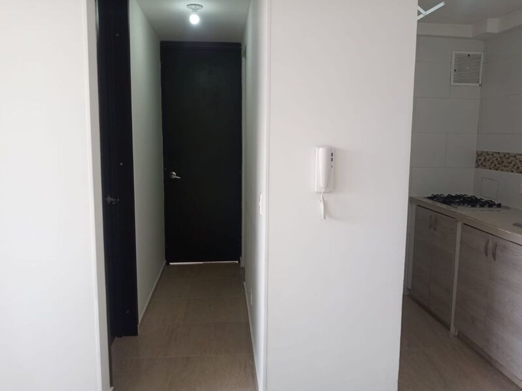 Apartamento de 2 alcobas en venta en Ciudad Techo, Bogotá, 43 m² · foto 7 de 12