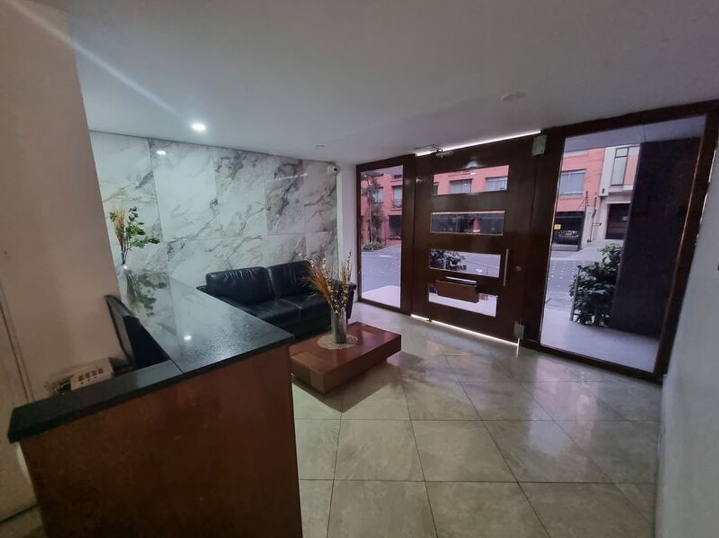 Apartamento de 3 alcobas en venta en El Contador, Bogotá, 104 m² · foto 2 de 18