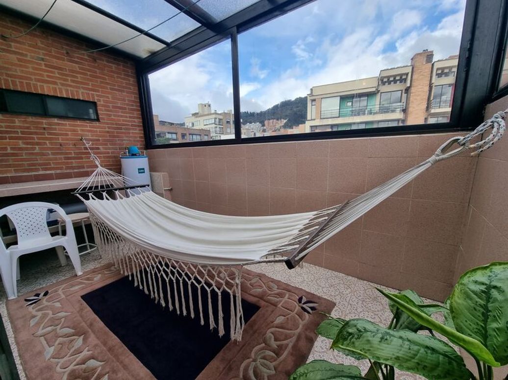 Apartamento de 3 alcobas en venta en El Contador, Bogotá, 104 m² · foto 10 de 18