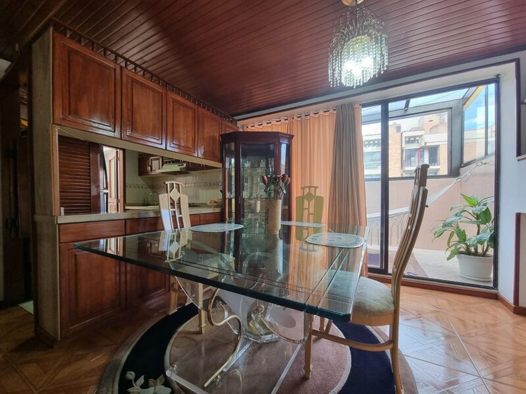 Apartamento de 3 alcobas en venta en El Contador, Bogotá, 104 m² · foto 7 de 18