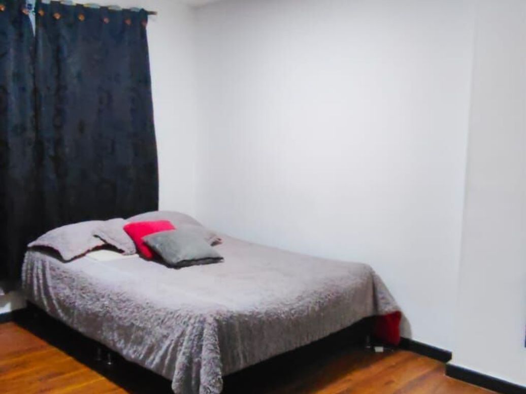 Casa de 13 alcobas en venta en Autopista Sur, Bogotá, 434 m² · foto 18 de 20