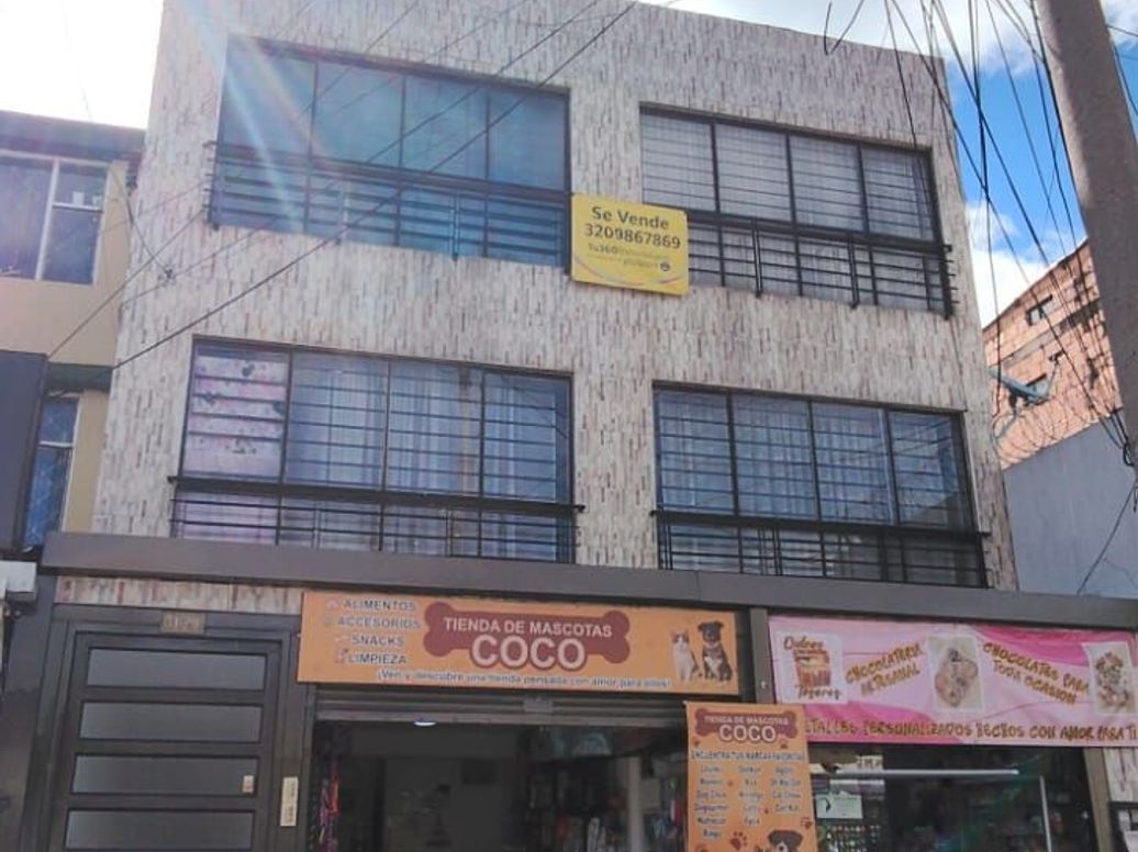Casa de 13 alcobas en venta en Autopista Sur, Bogotá, 434 m² · foto 2 de 20