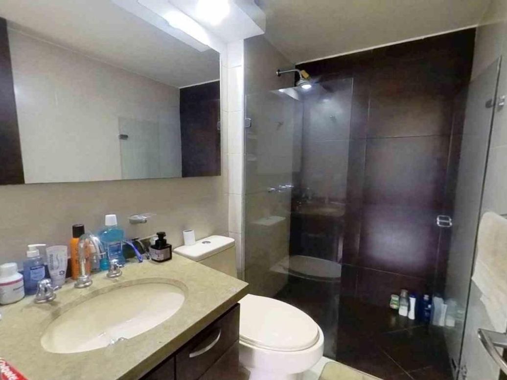 Apartamento de 3 alcobas en venta en El Codito, Bogotá, 84 m² · foto 12 de 16