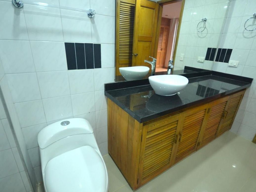 Casa de 4 alcobas en venta en El Contador, Bogotá, 229 m² · foto 15 de 20