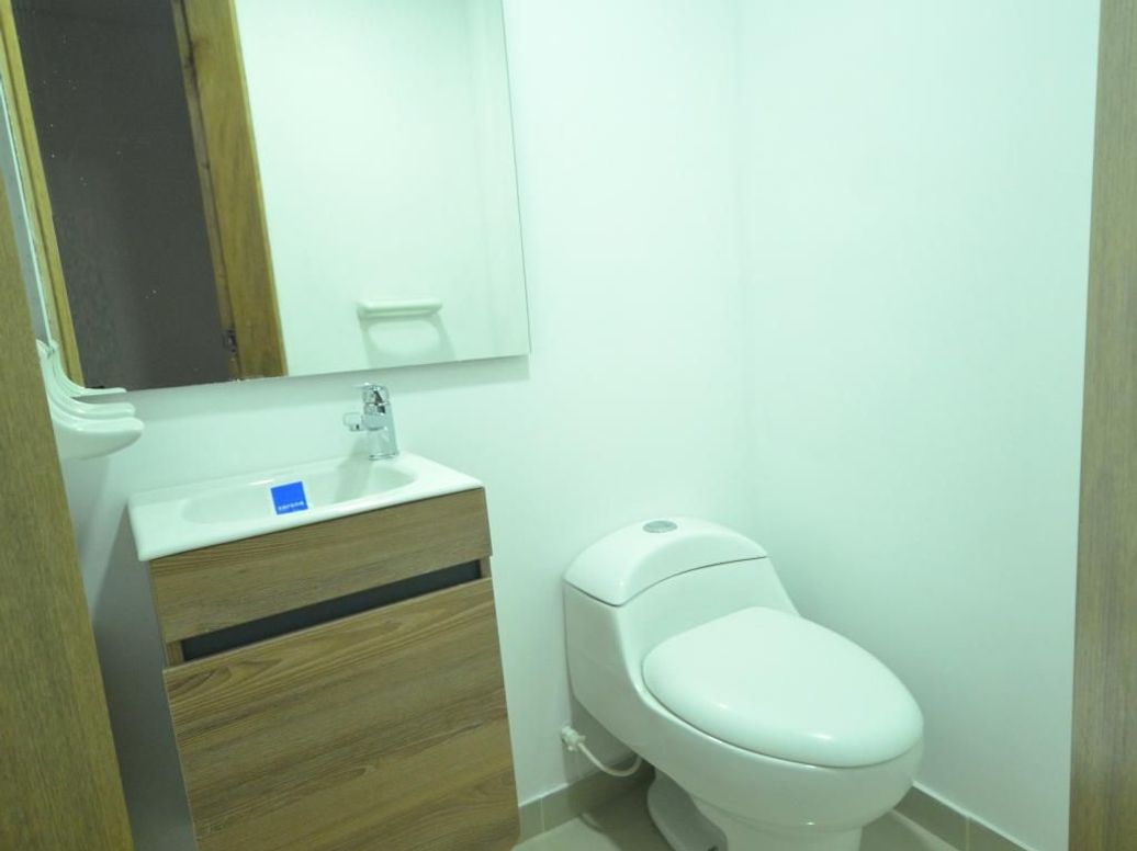 Casa de 4 alcobas en venta en El Contador, Bogotá, 229 m² · foto 2 de 20
