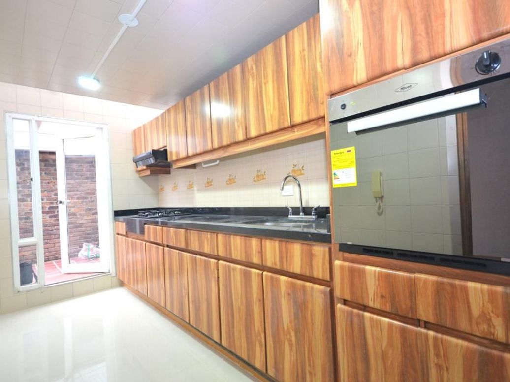 Casa de 4 alcobas en venta en El Contador, Bogotá, 229 m² · foto 8 de 20