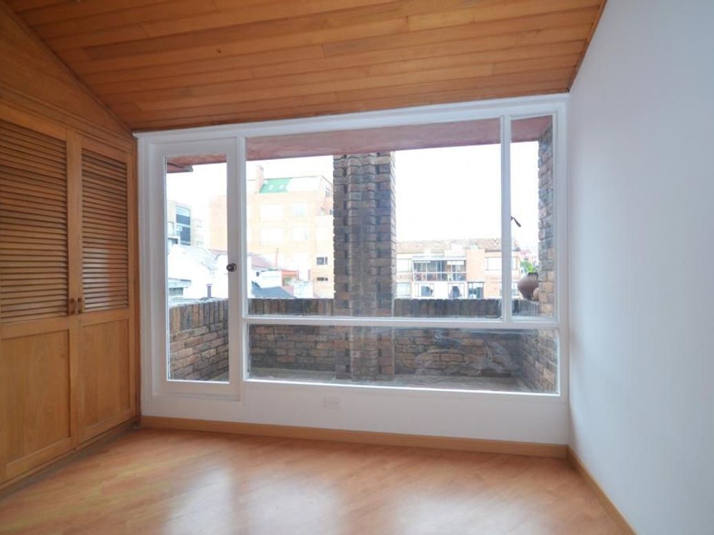 Casa de 4 alcobas en venta en El Contador, Bogotá, 229 m² · foto 18 de 20