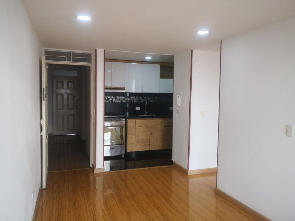 Apartamento de 2 alcobas en arriendo en Ciudad Techo, Bogotá, 40 m² · foto 3 de 20