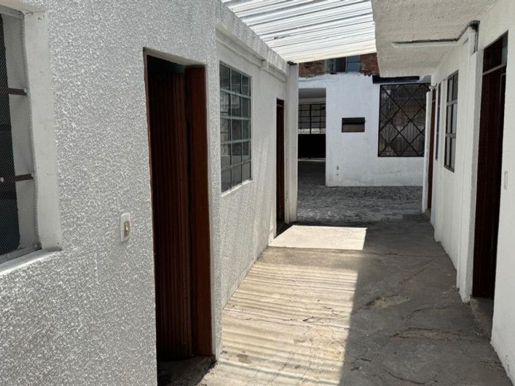 Casa de 10 alcobas en venta en Olaya, Bogotá, 299 m² · foto 4 de 20