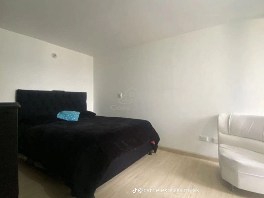 Apartamento de 3 alcobas en venta en El Dorado, Bogotá, 69 m² · foto 14 de 17